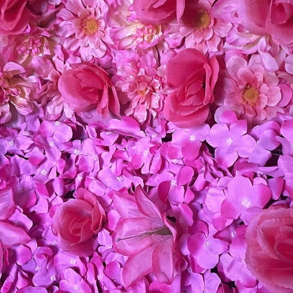 Handmade 6ft Flower wall/wedding backdrop/flower backdrop - Picture 3 of 4